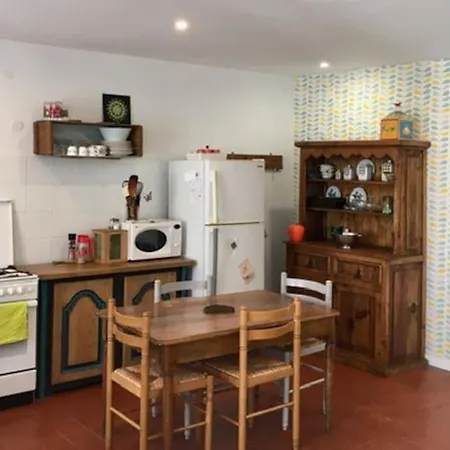 Maison Face A L'Etang Précy Exterior foto