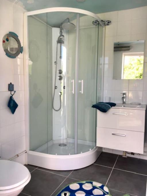 Holiday home Maison Face A L'etang Precy